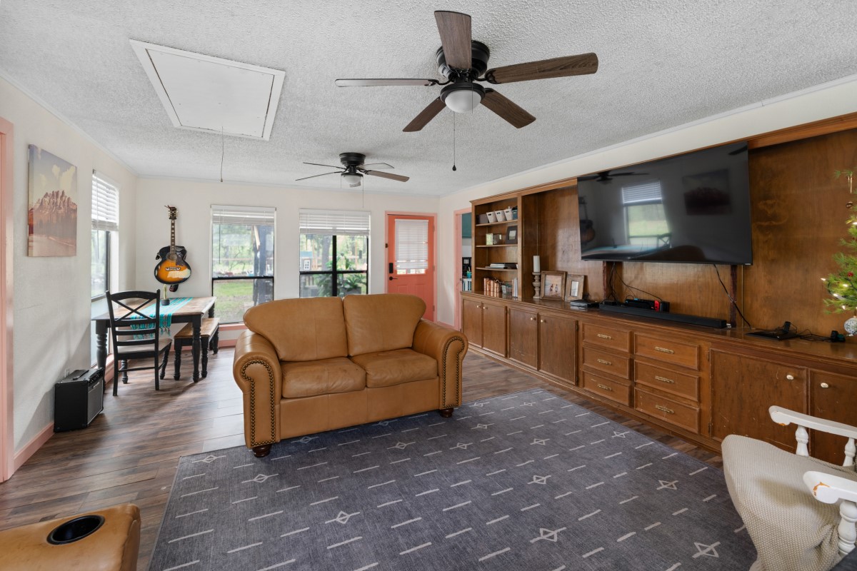 166 Spillview Acres Circle Trinidad TX 75163