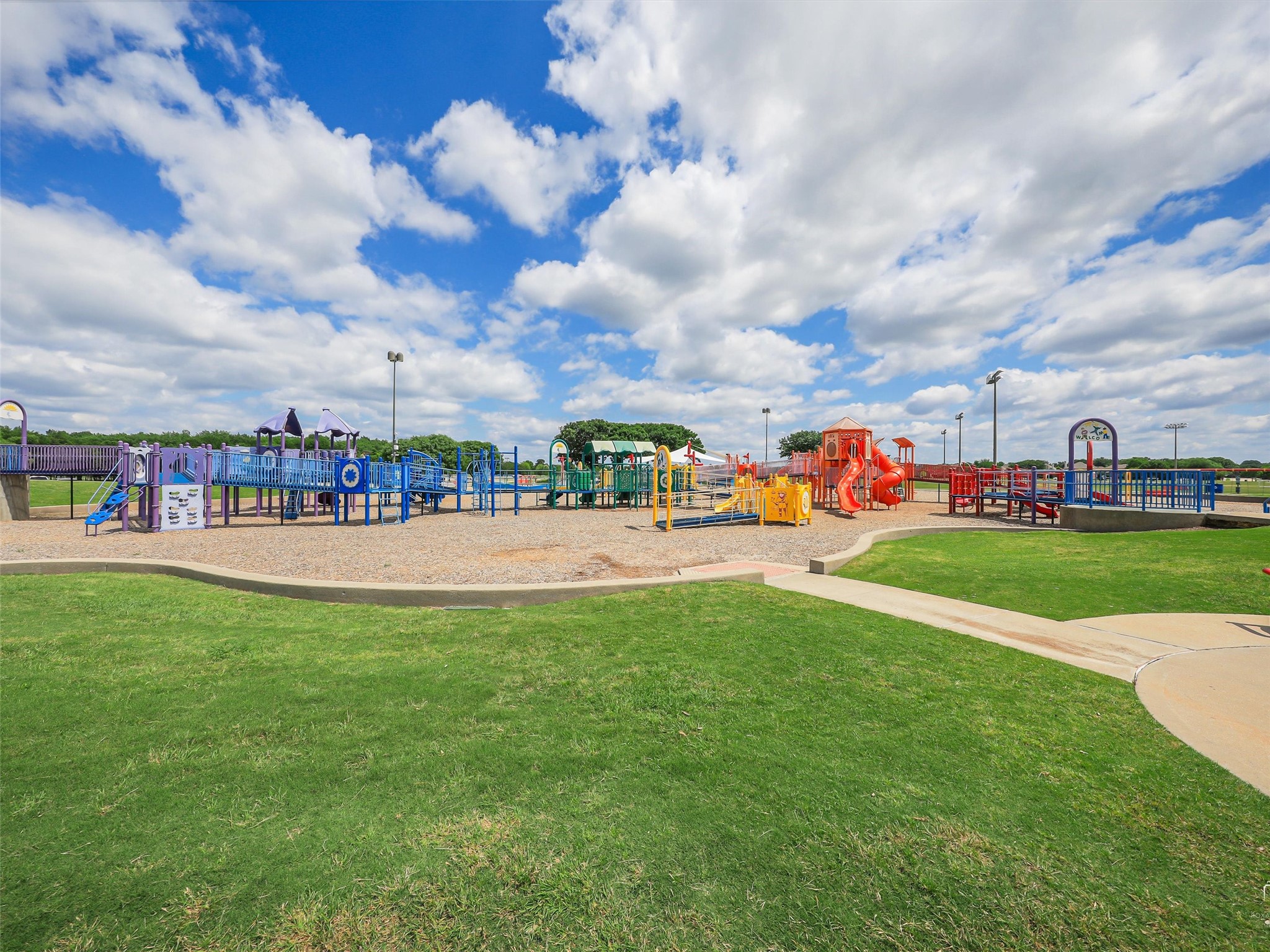 1017 Mesa Verde Allen TX 75002