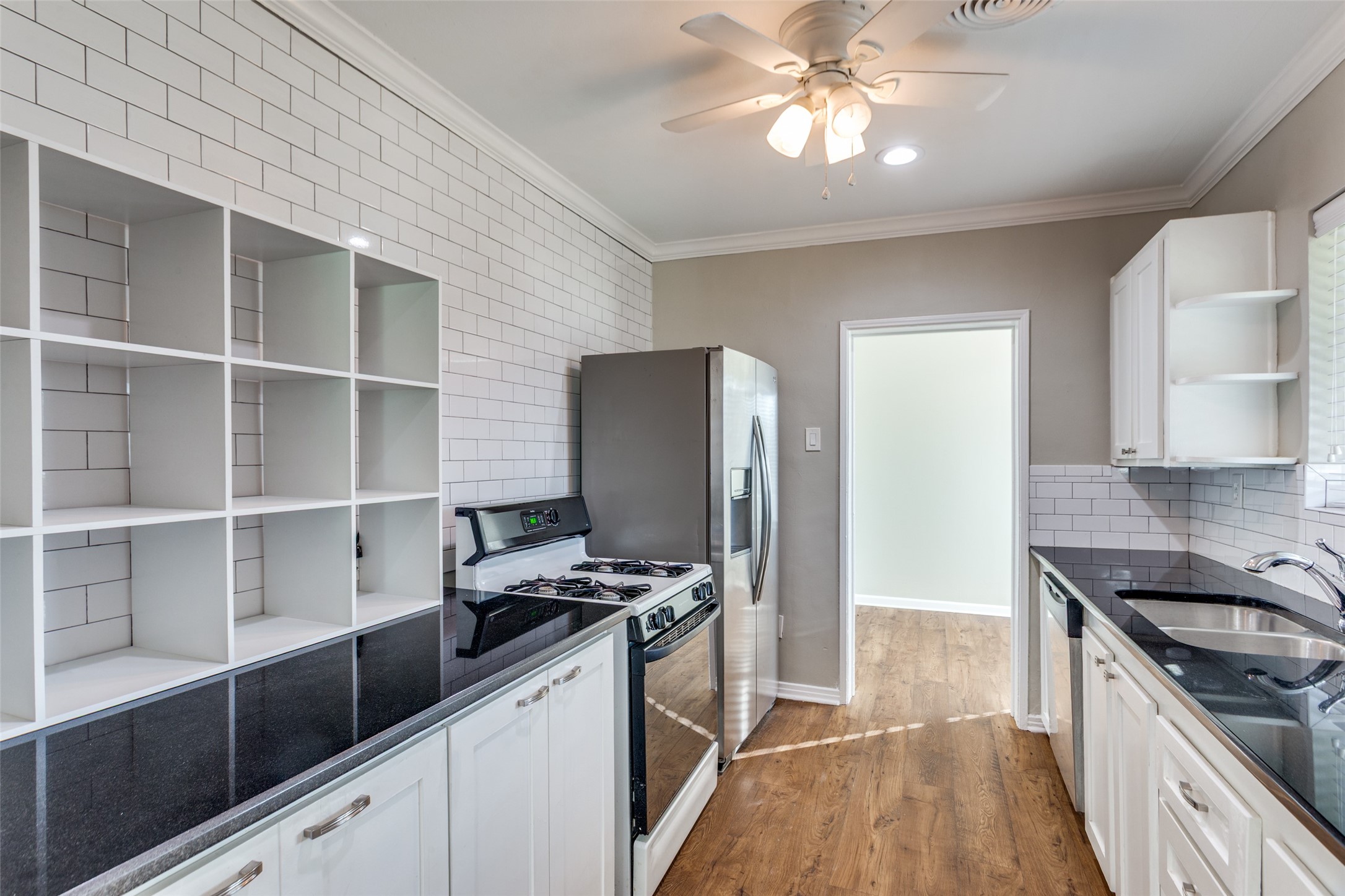 4045 Carolyn Road Fort Worth TX 76109