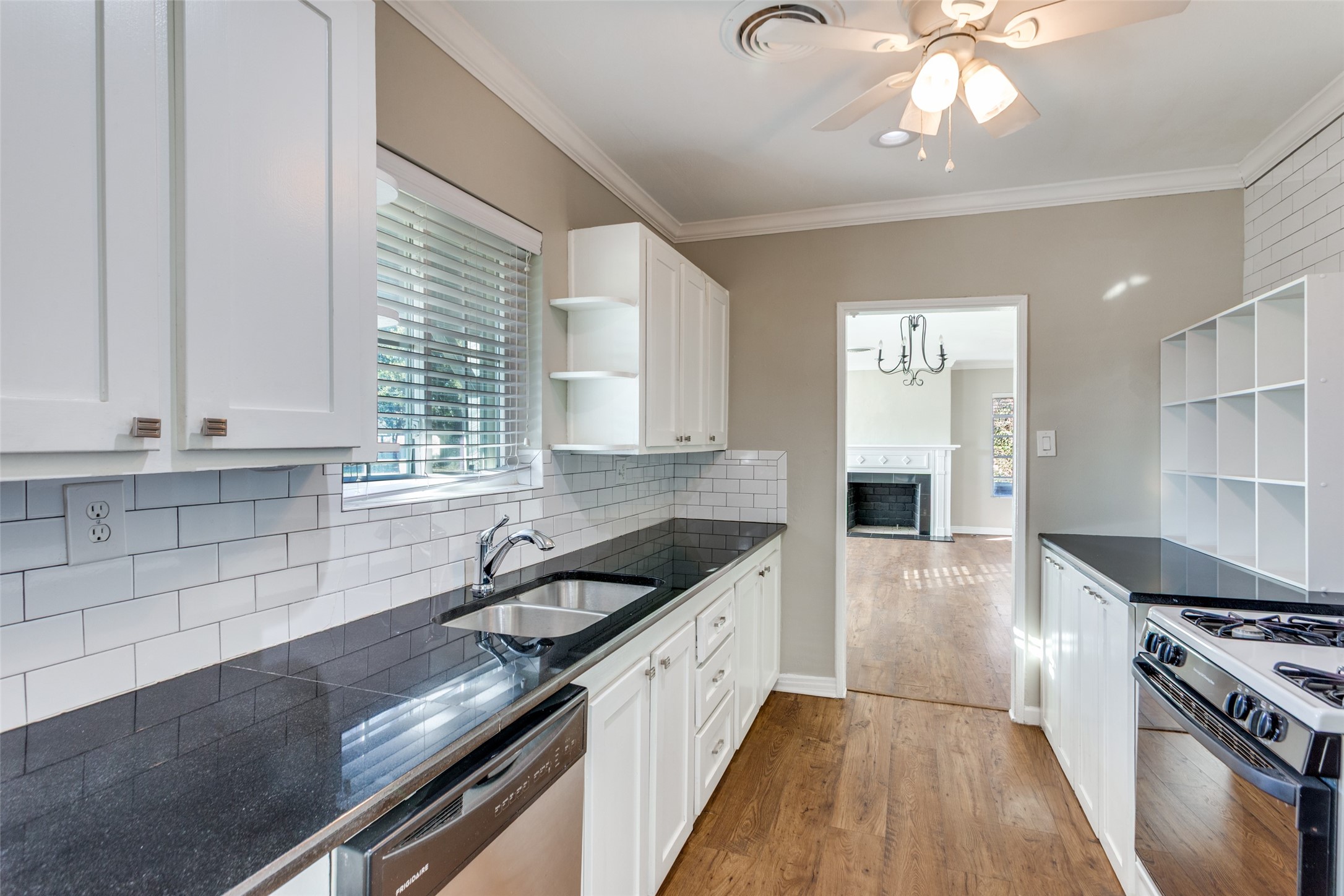 4045 Carolyn Road Fort Worth TX 76109