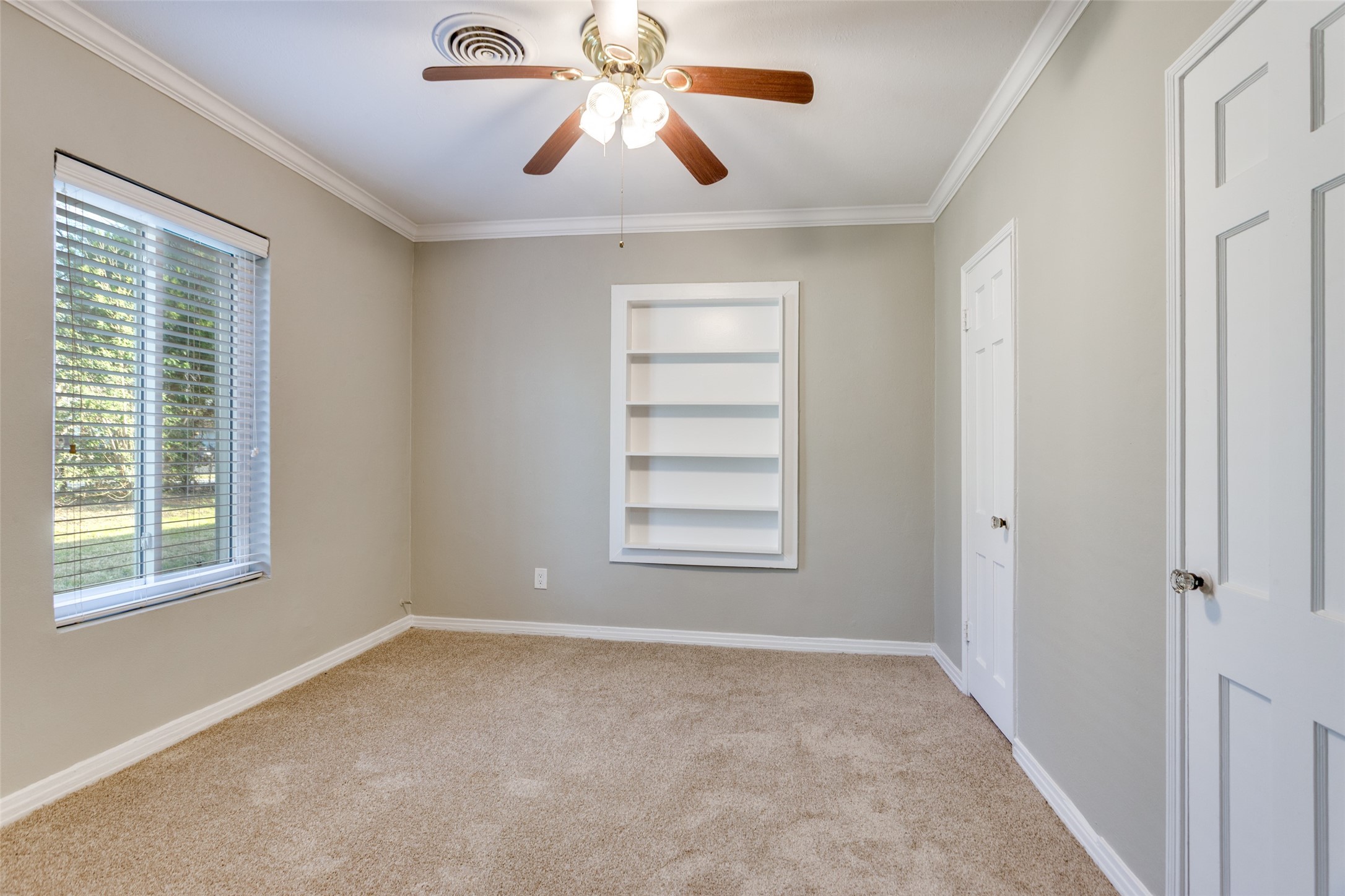 4045 Carolyn Road Fort Worth TX 76109