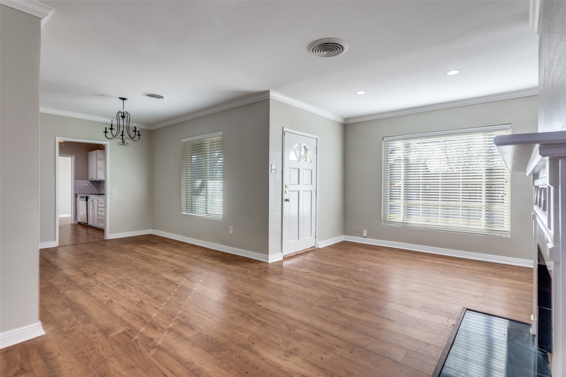4045 Carolyn Road Fort Worth TX 76109