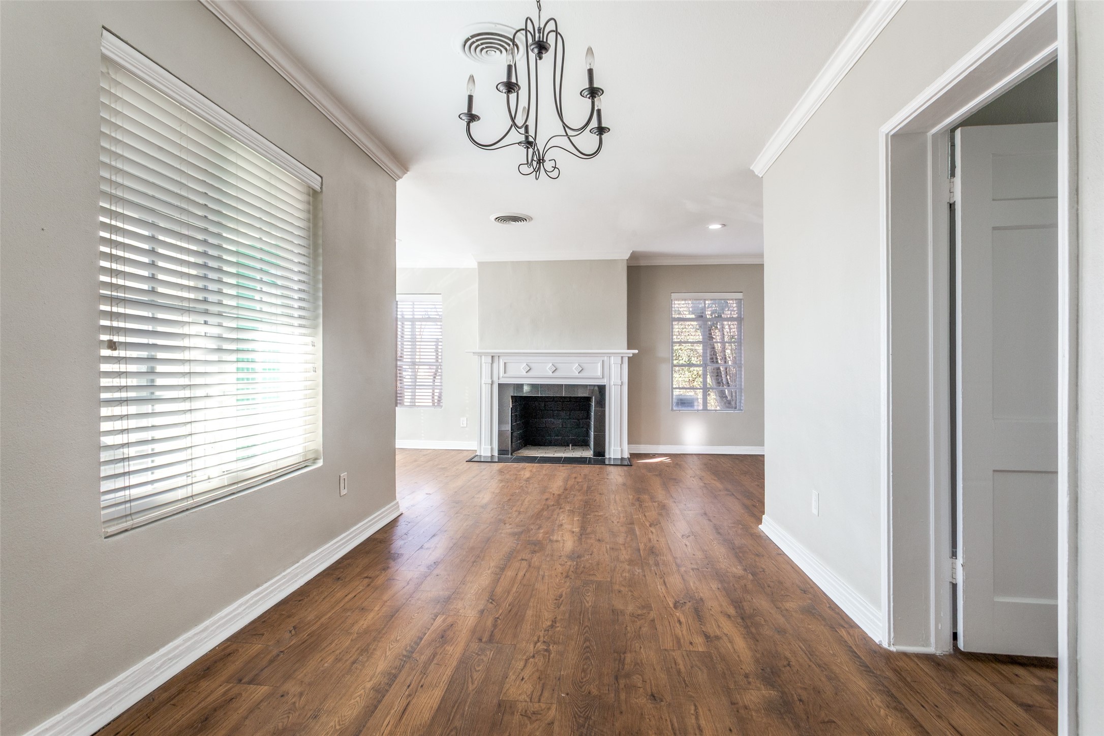 4045 Carolyn Road Fort Worth TX 76109