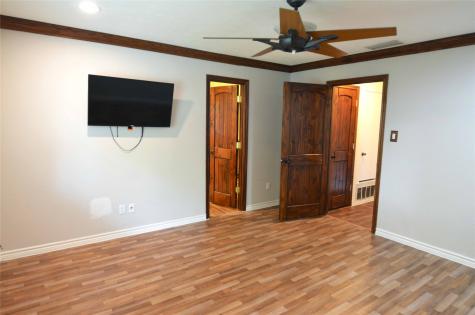 2406 Redbrook Court Arlington TX 76014