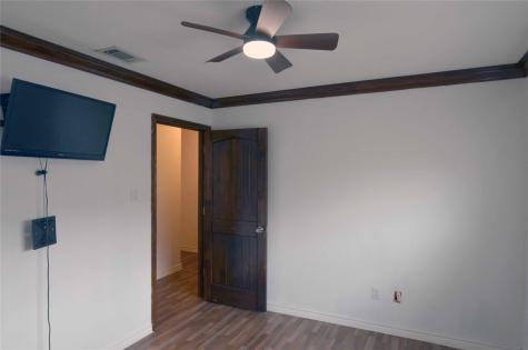 2406 Redbrook Court Arlington TX 76014