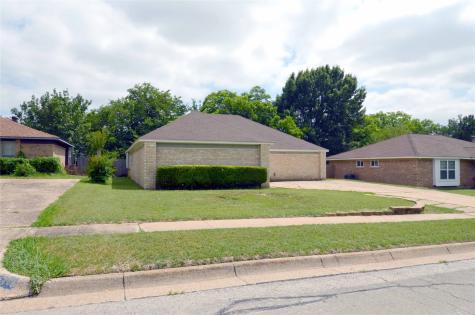 2406 Redbrook Court Arlington TX 76014