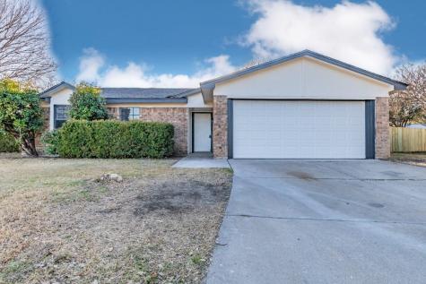 637 Normandy Lane Saginaw TX 76179
