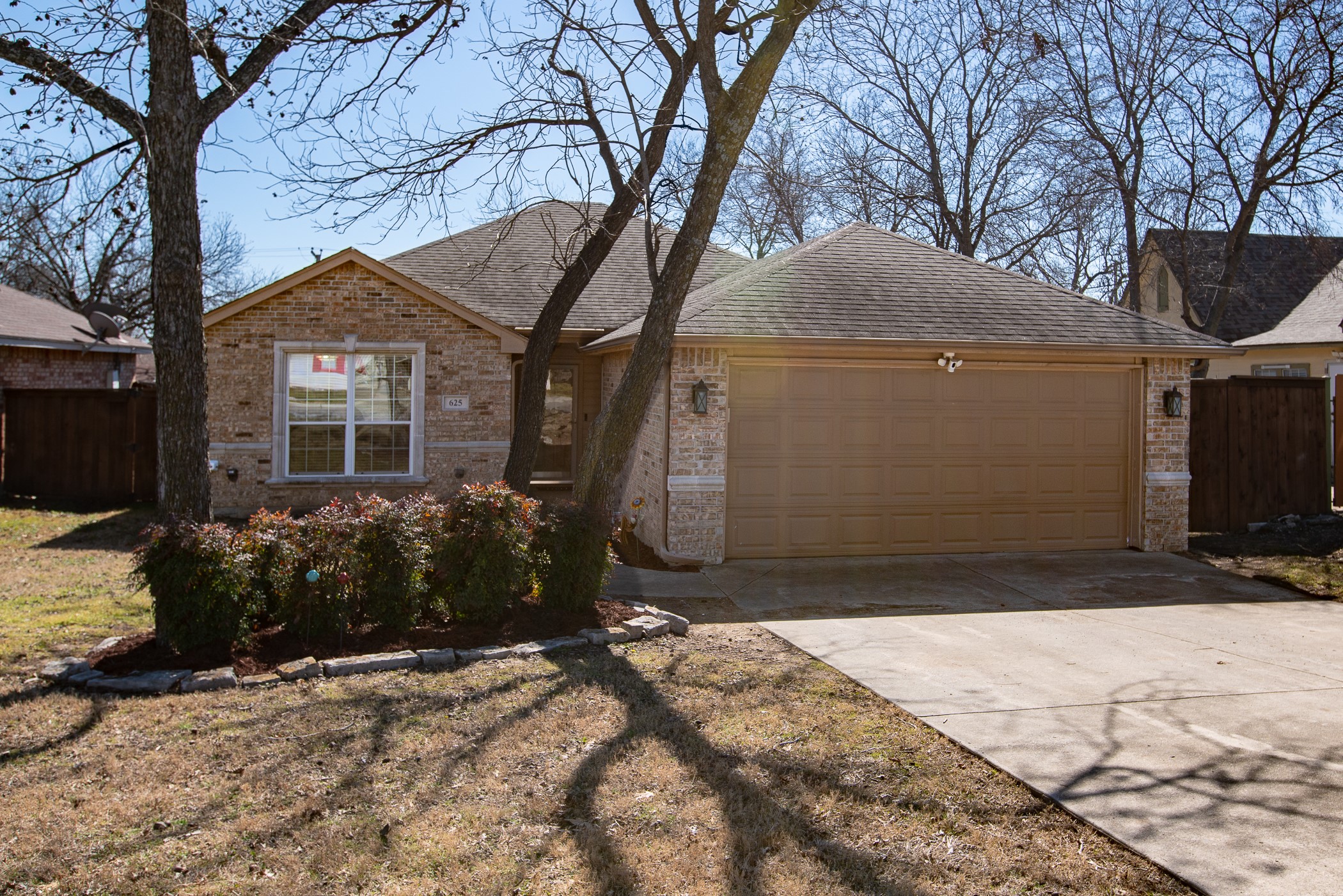 625 W Church Street Grand Prairie TX 75050