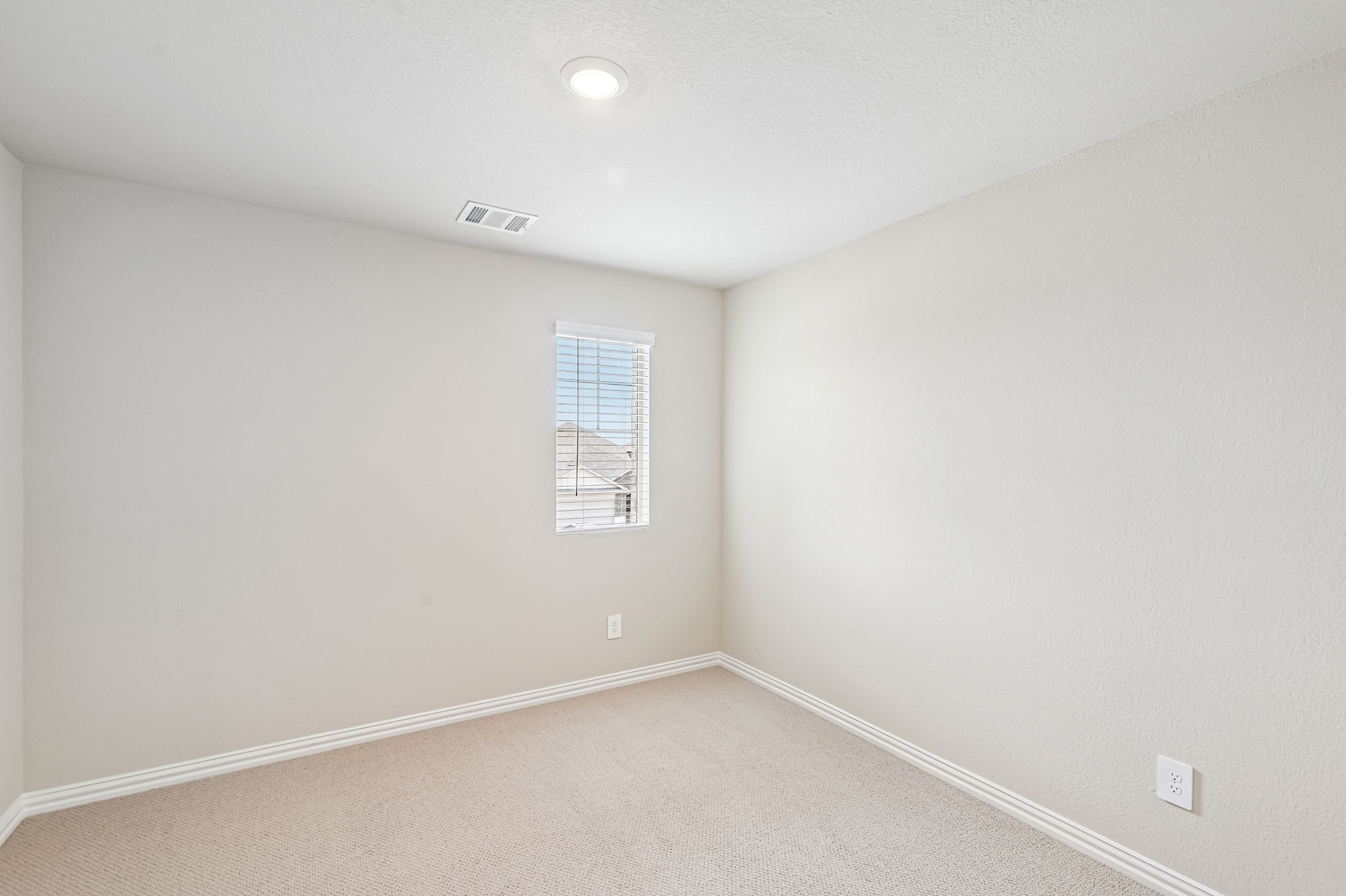 6616 Creek Edge Circle Fort Worth TX 76036