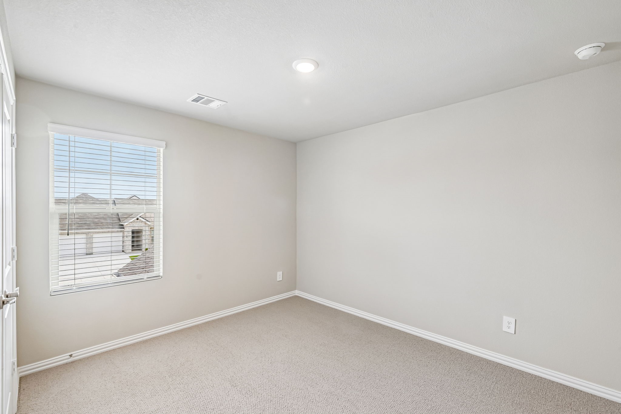 6616 Creek Edge Circle Fort Worth TX 76036