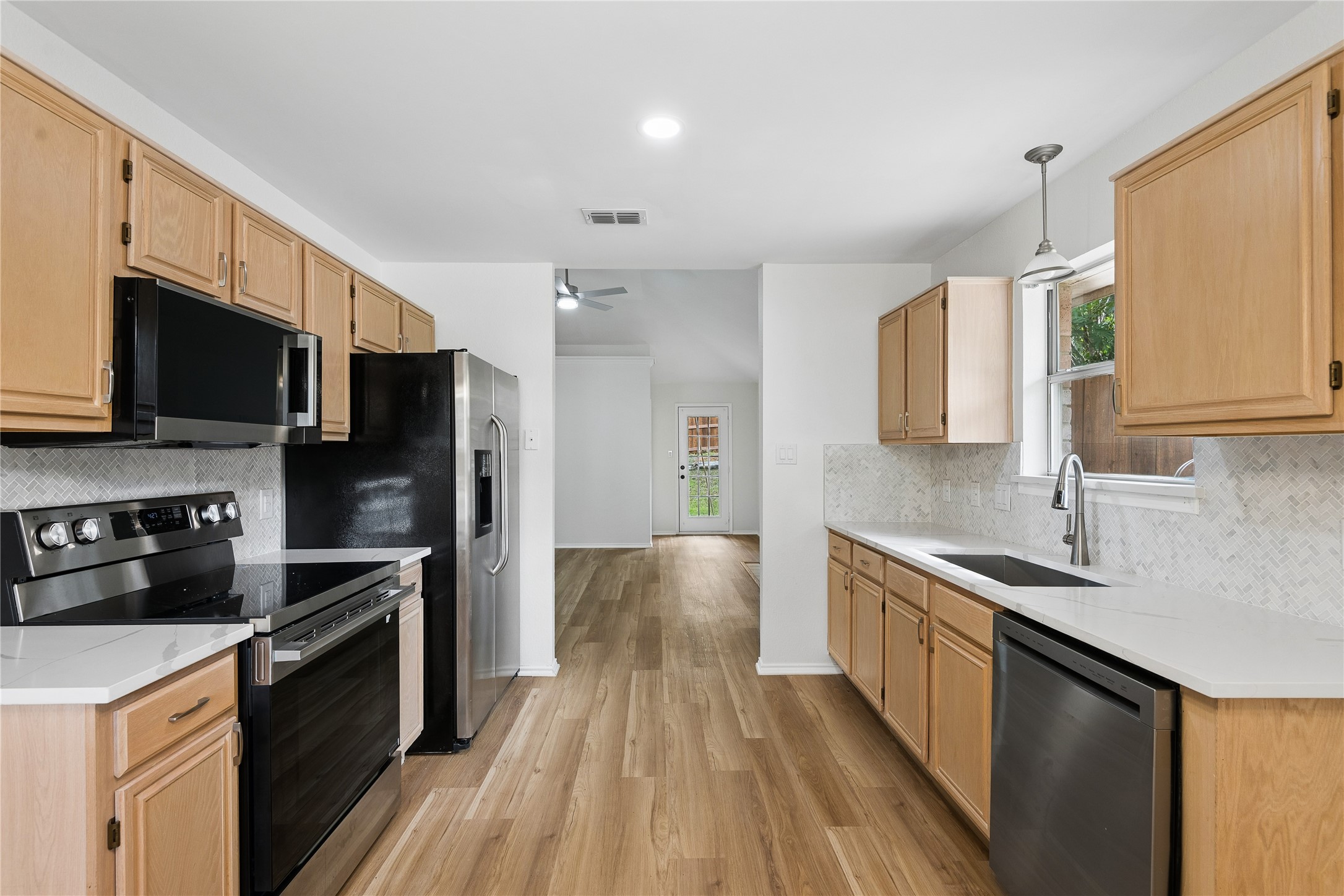 428 Caviness Drive Grapevine TX 76051