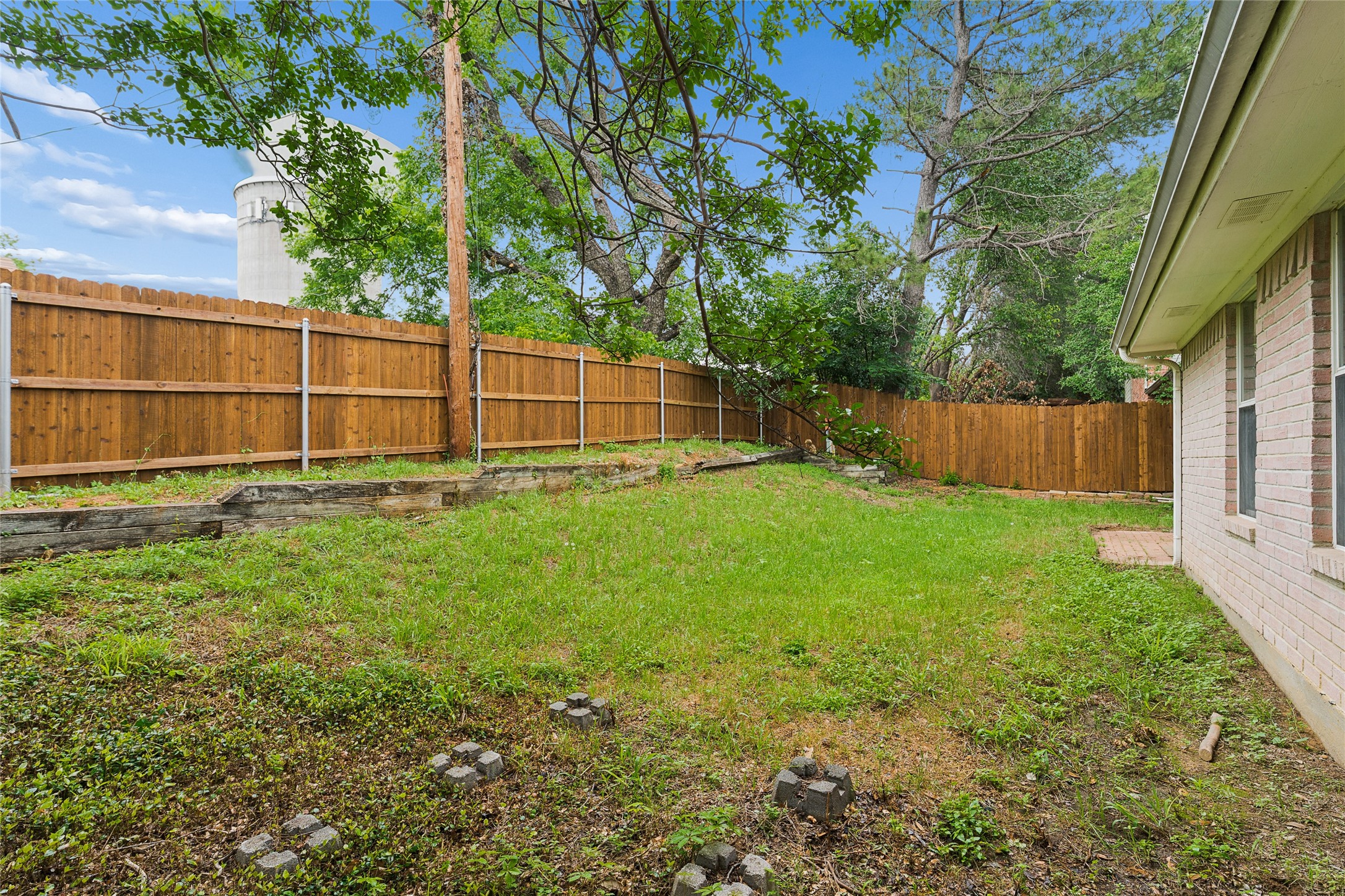 428 Caviness Drive Grapevine TX 76051