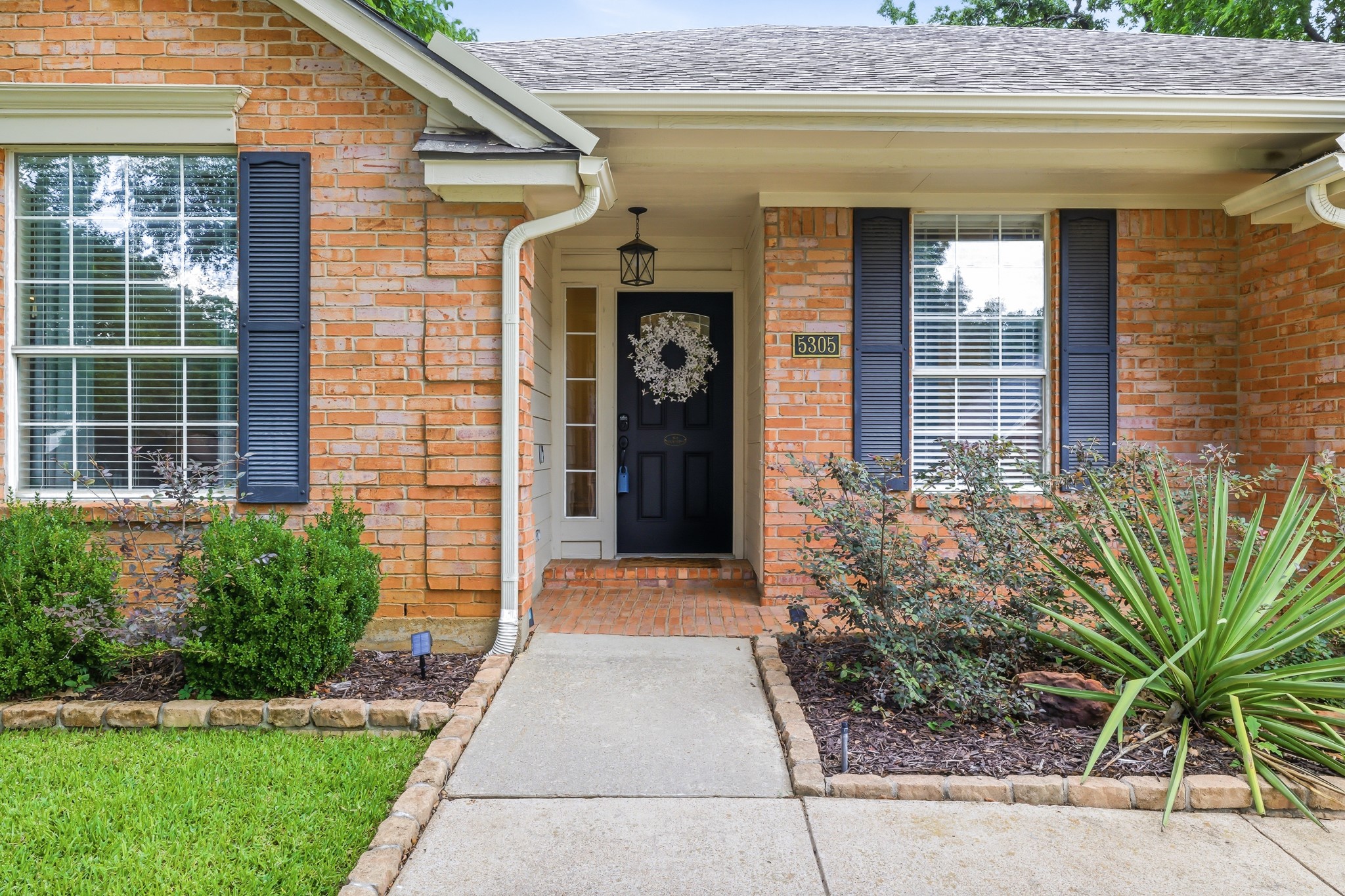 5305 Shadow Glen Drive Grapevine TX 76051