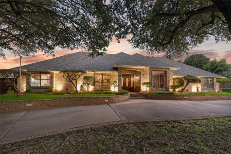 1360 Green Hills Court Duncanville TX 75137