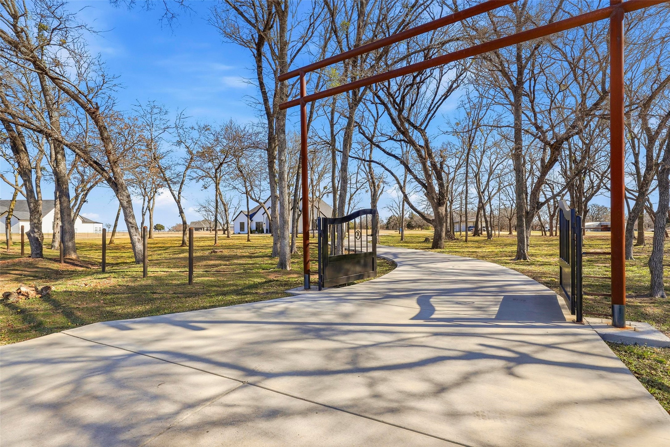 8301 County Road 204 Grandview TX 76050