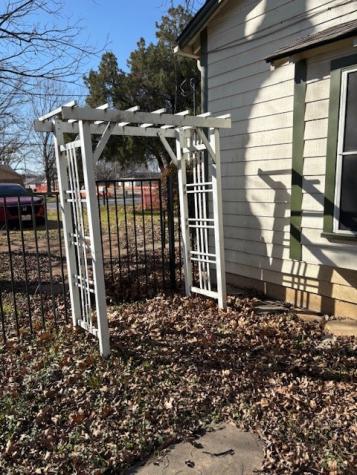 201 E Vine Street Keller TX 76248