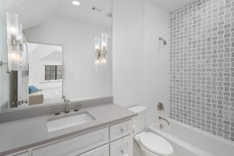 9134 Bluff Hollow Court Dallas TX 75220