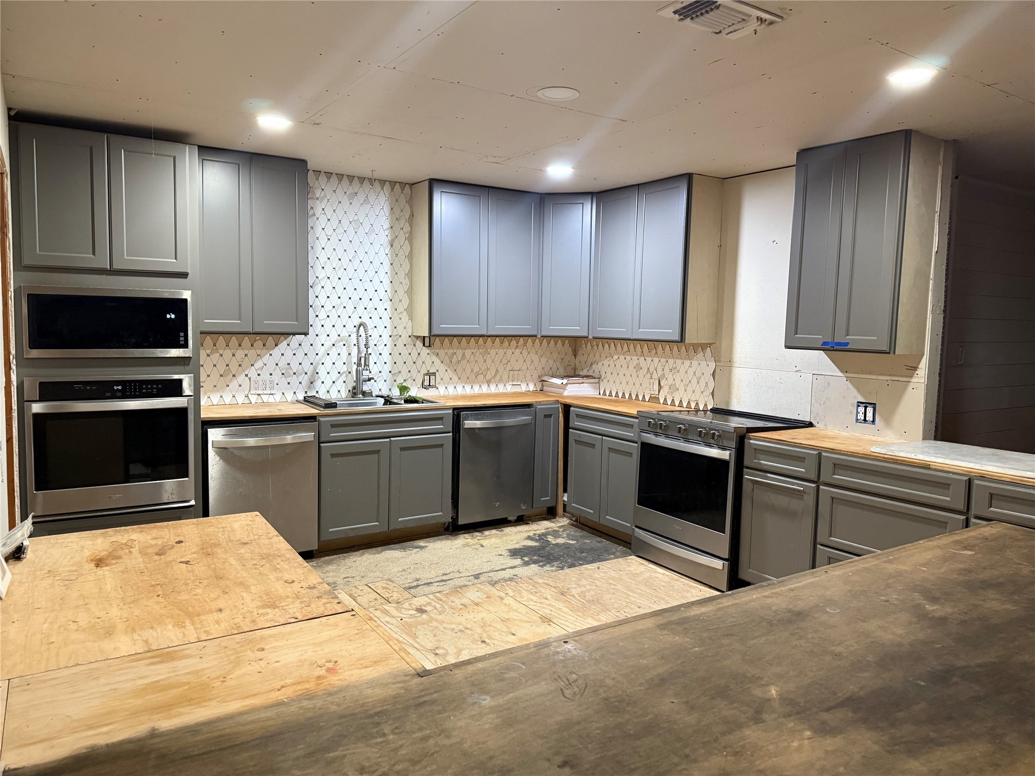 118 N Crescent Street Gorman TX 76454