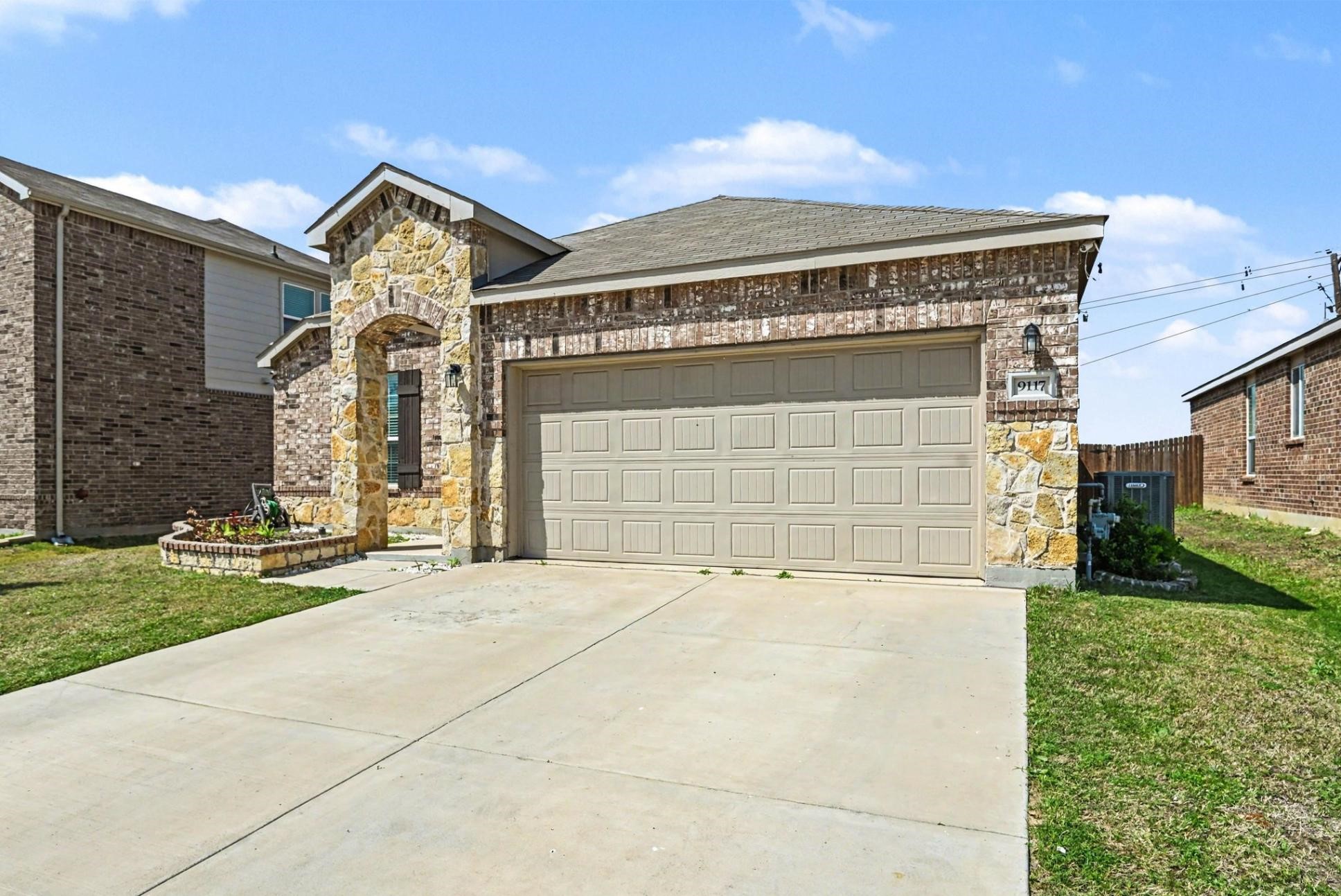9117 Redshire Lane Fort Worth TX 76131