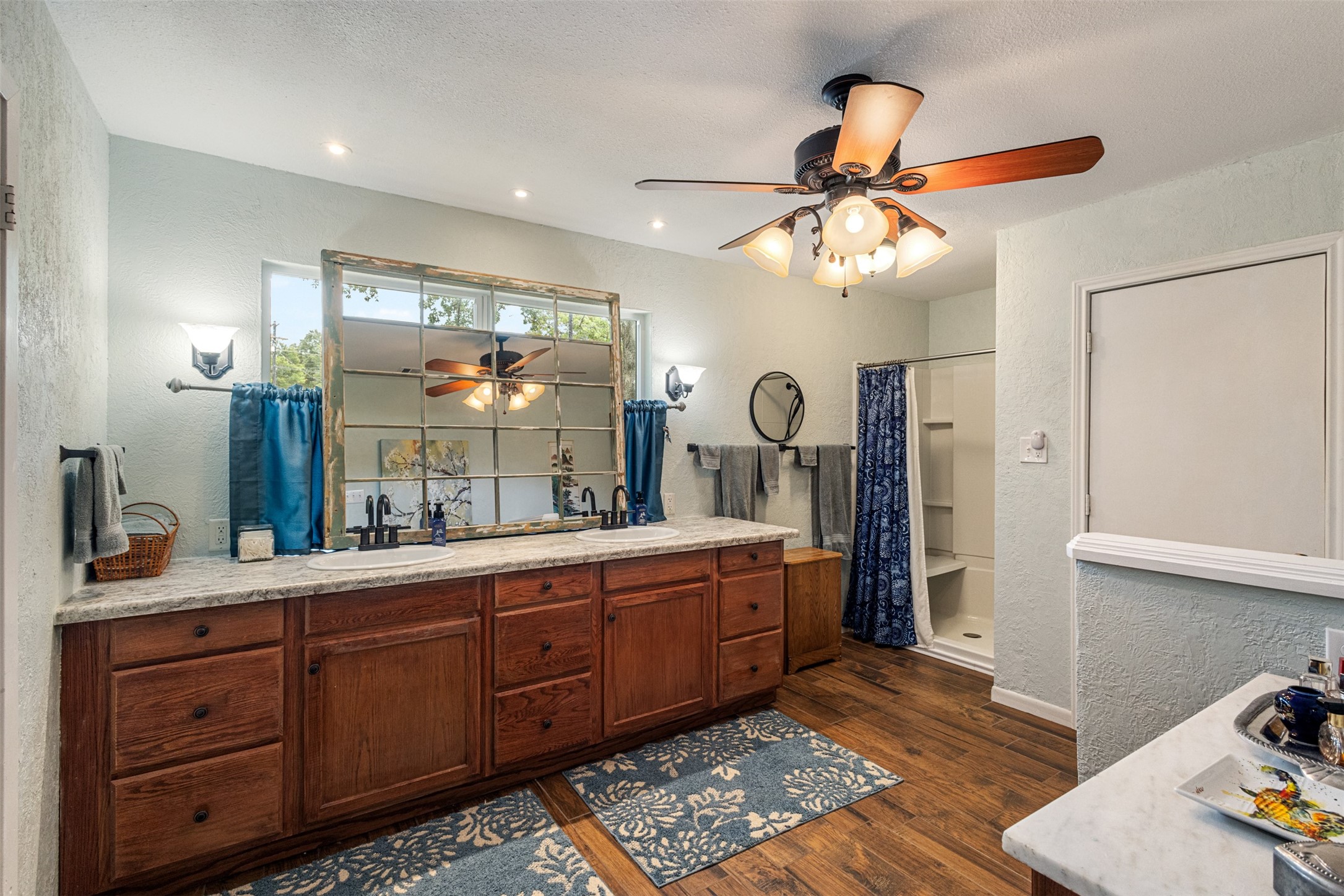 713 Midway Road Tool TX 75143