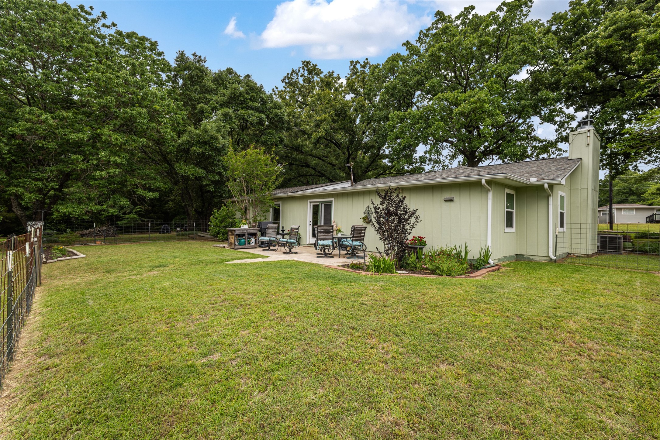 713 Midway Road Tool TX 75143