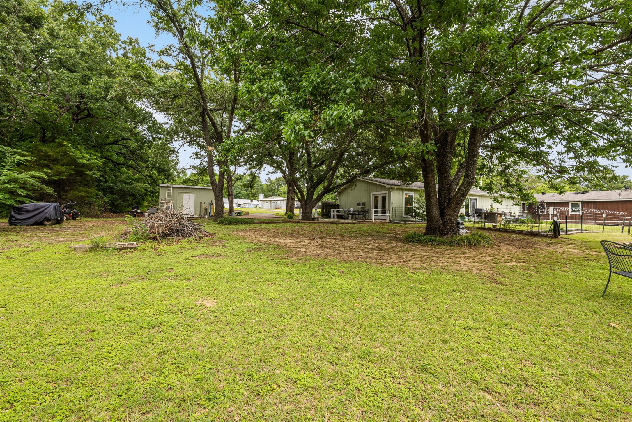 713 Midway Road Tool TX 75143