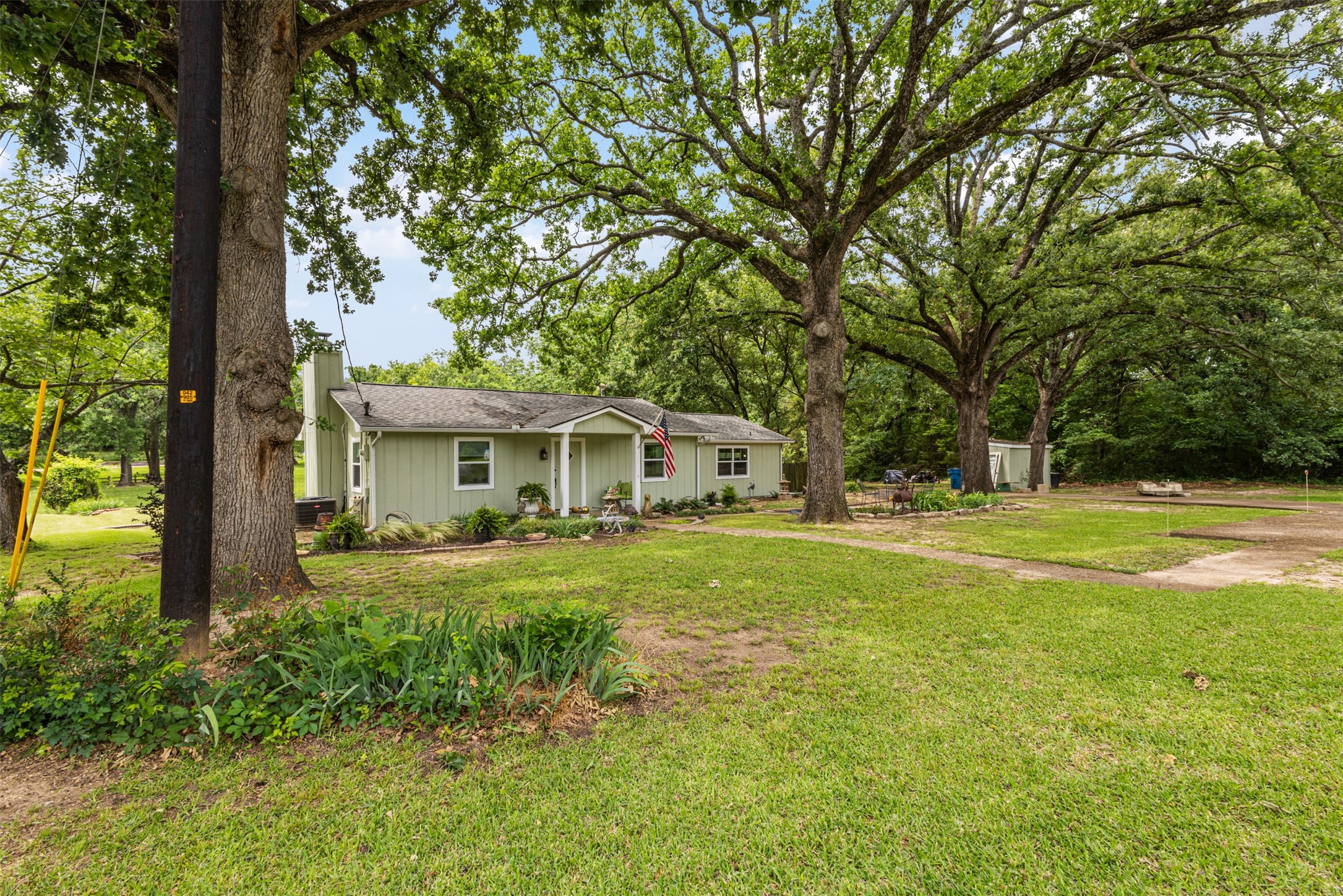 713 Midway Road Tool TX 75143