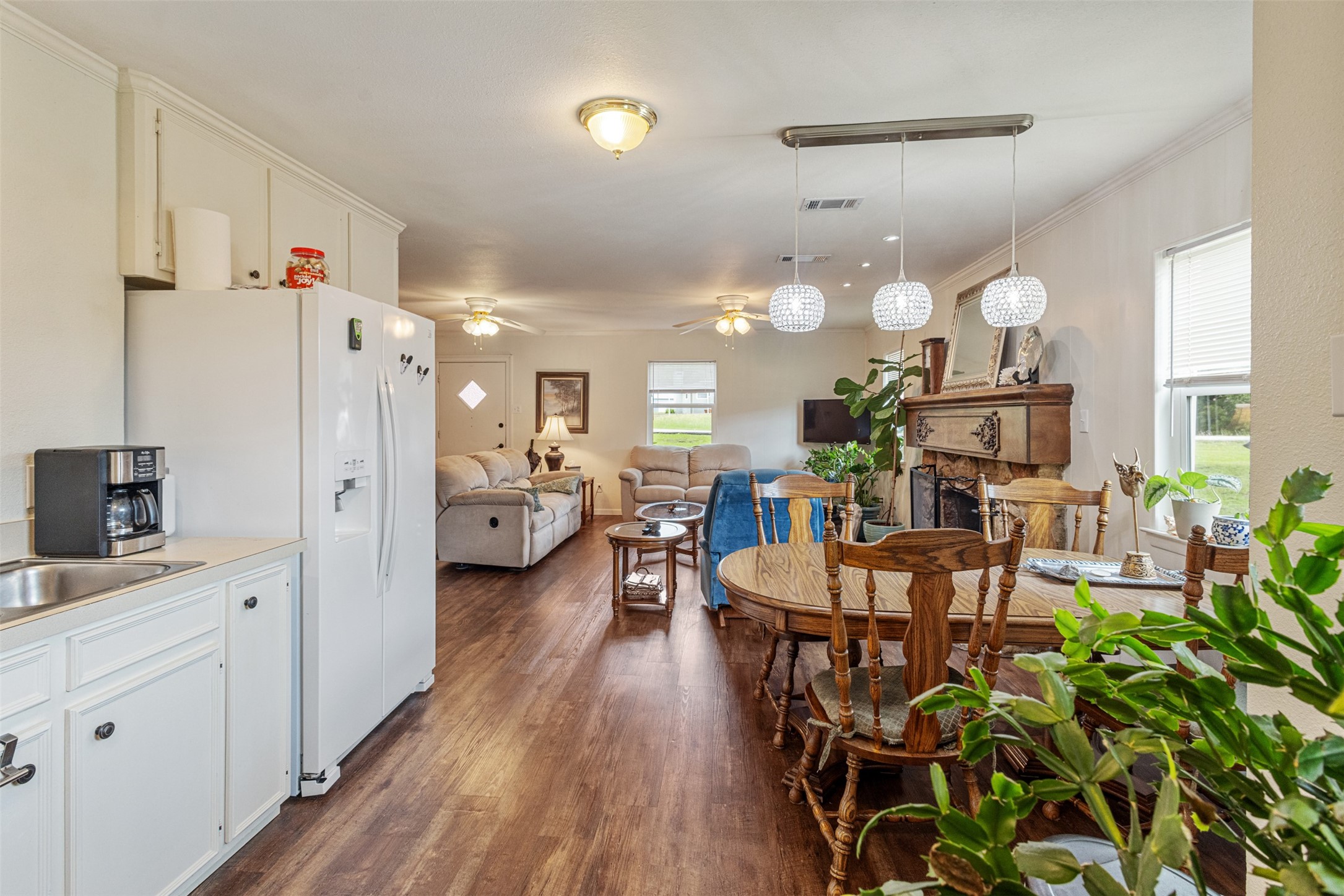 713 Midway Road Tool TX 75143