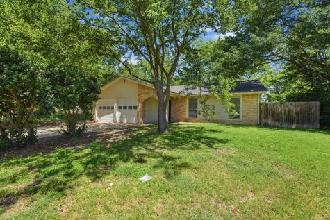 1137 Meadow Creek Court Lancaster TX 75146