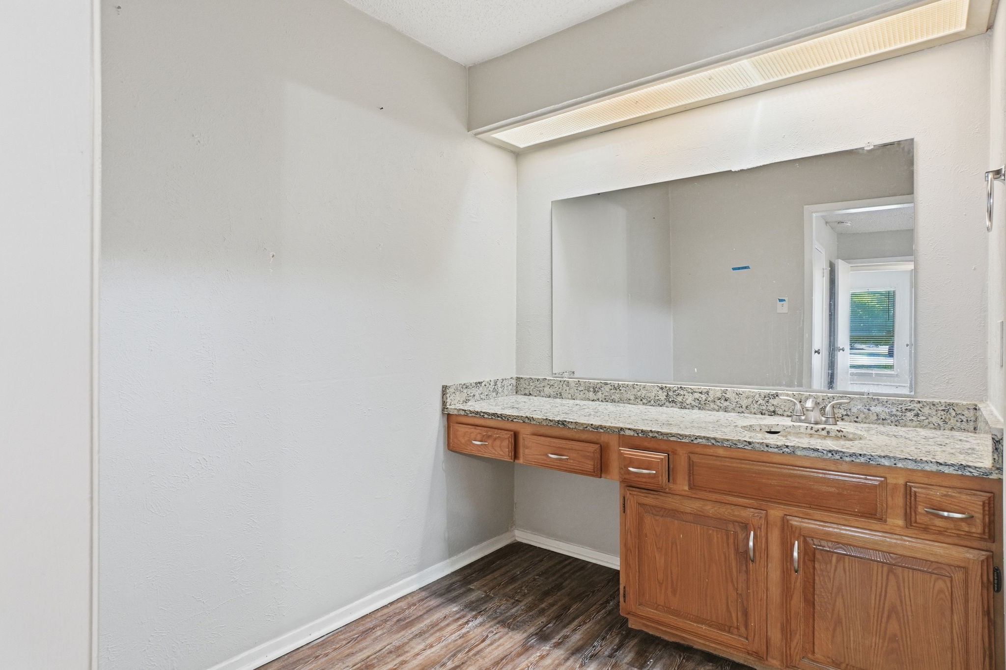 1137 Meadow Creek Court Lancaster TX 75146