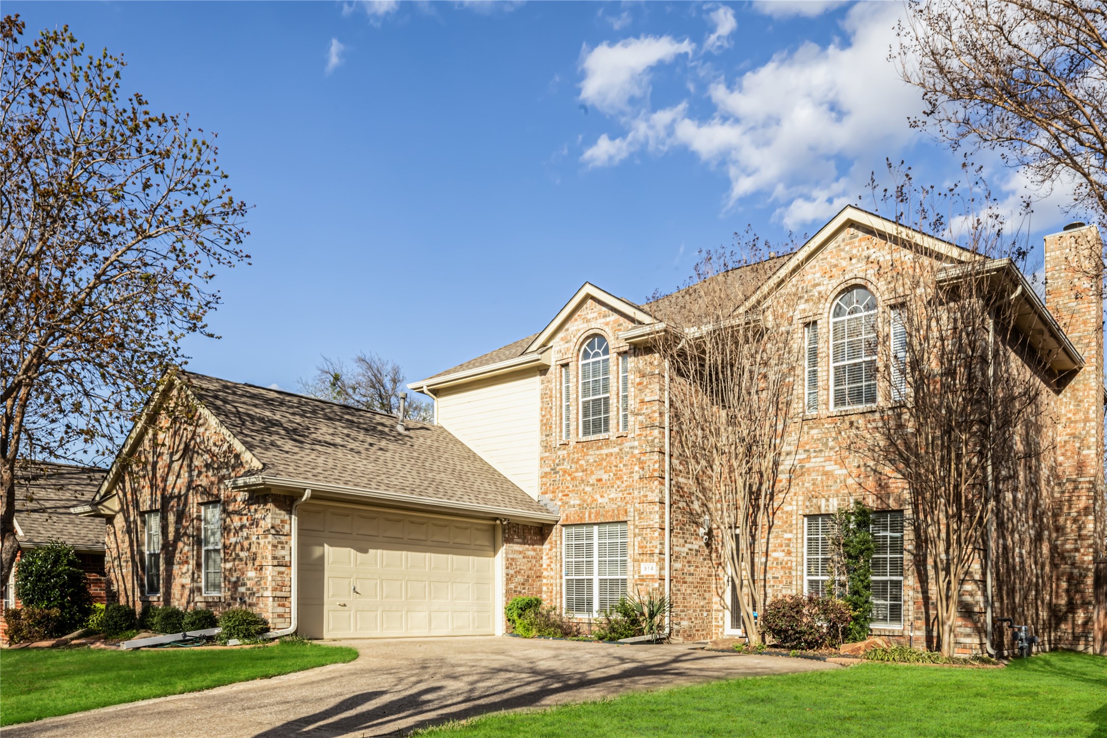 914 Palm Desert Drive Garland TX 75044