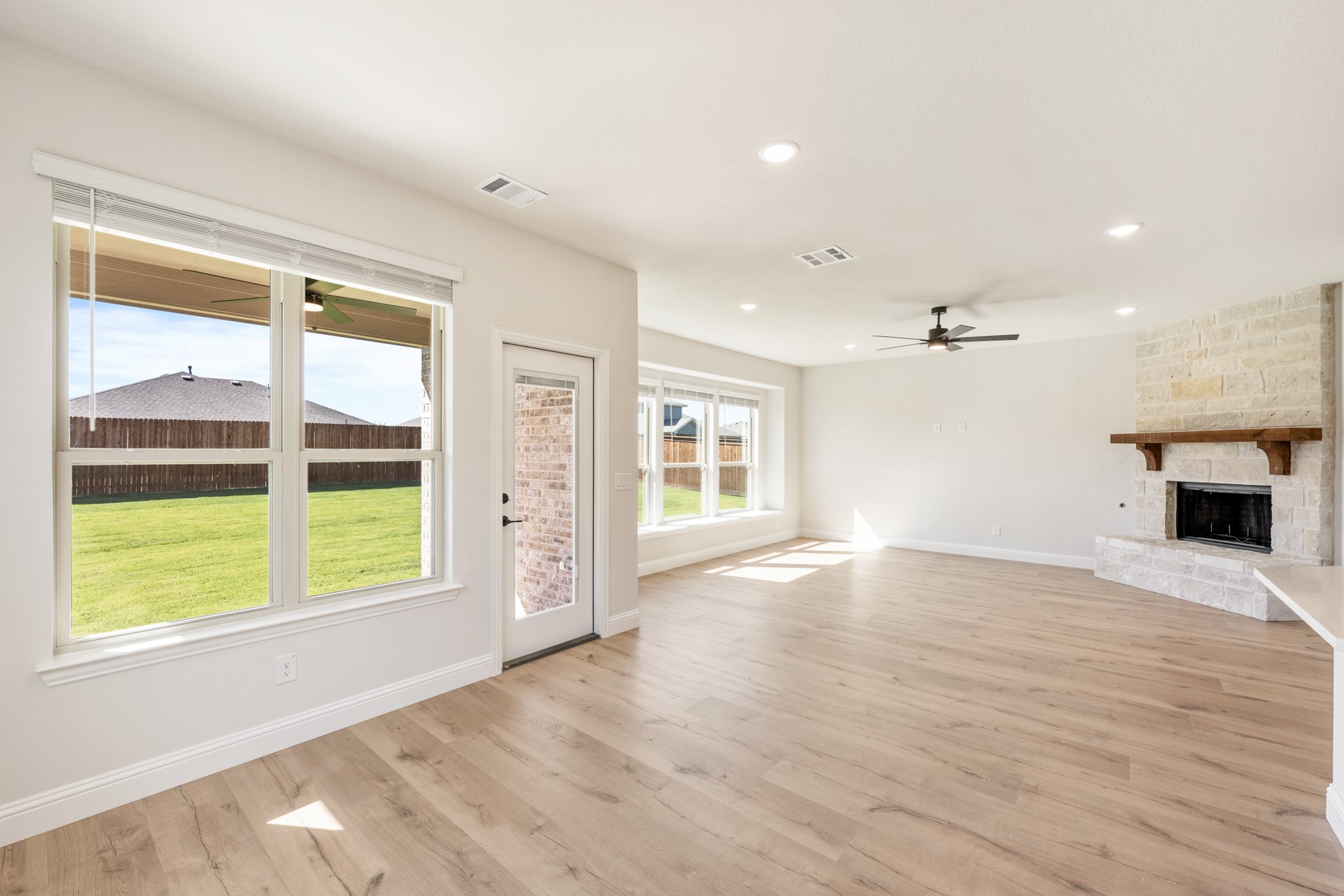 3042 Duck Heights Avenue Royse City TX 75189