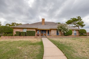2303 Ronnie Court Mansfield TX 76063