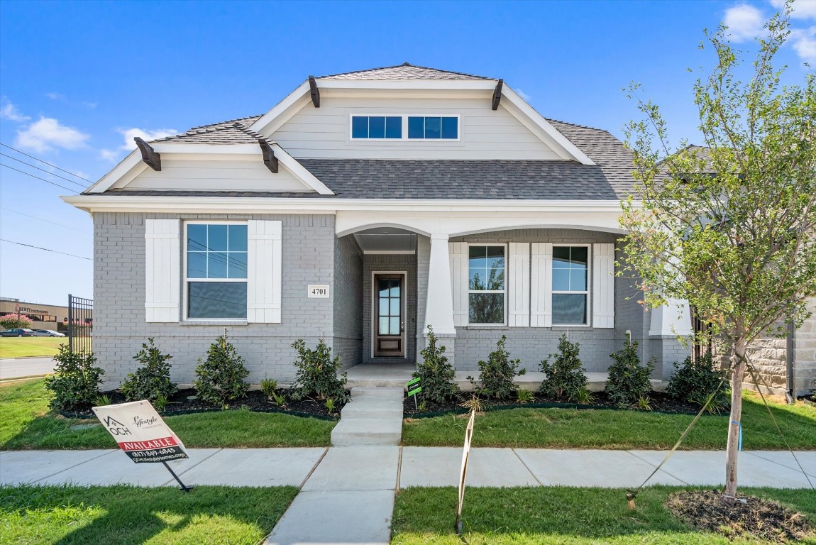 4701 Alliance Street Haltom City TX 76117