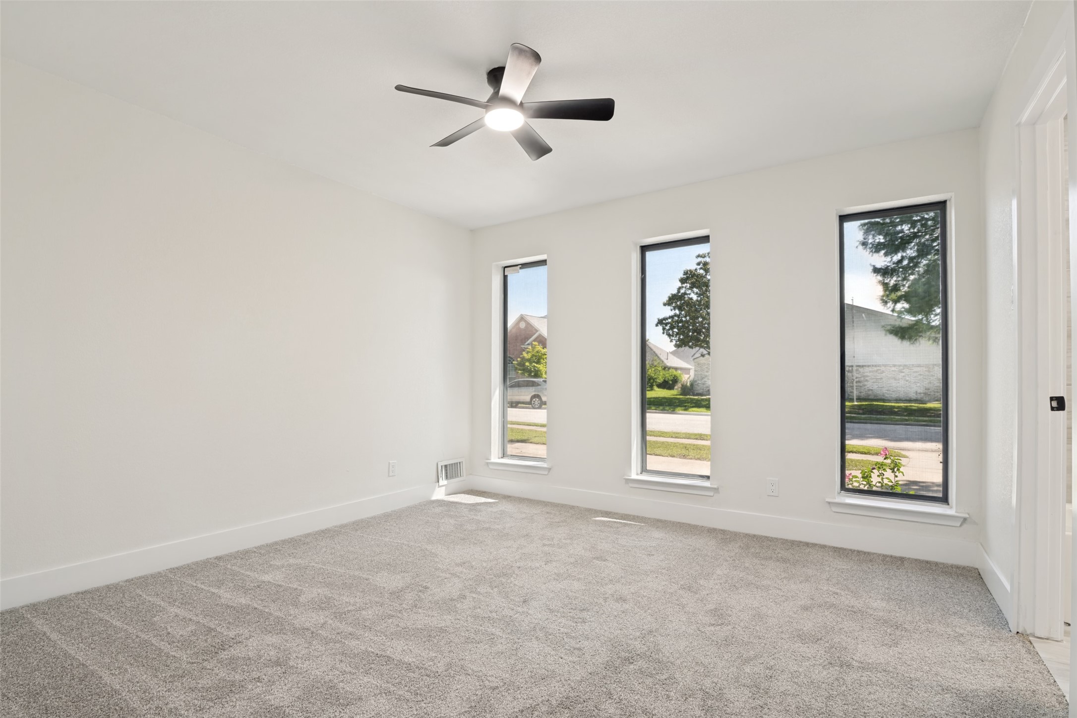 1901 Westshore Drive Garland TX 75043