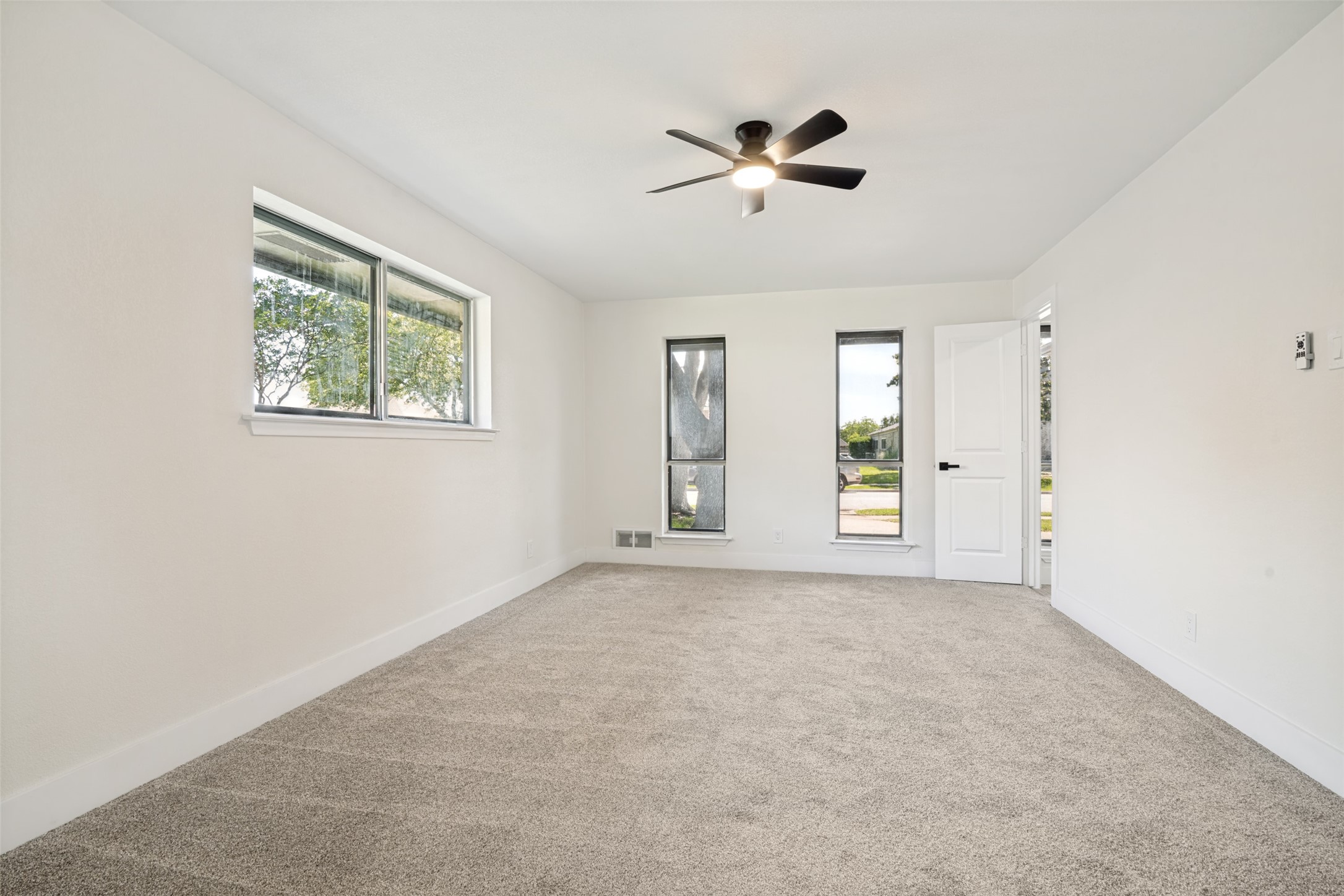 1901 Westshore Drive Garland TX 75043