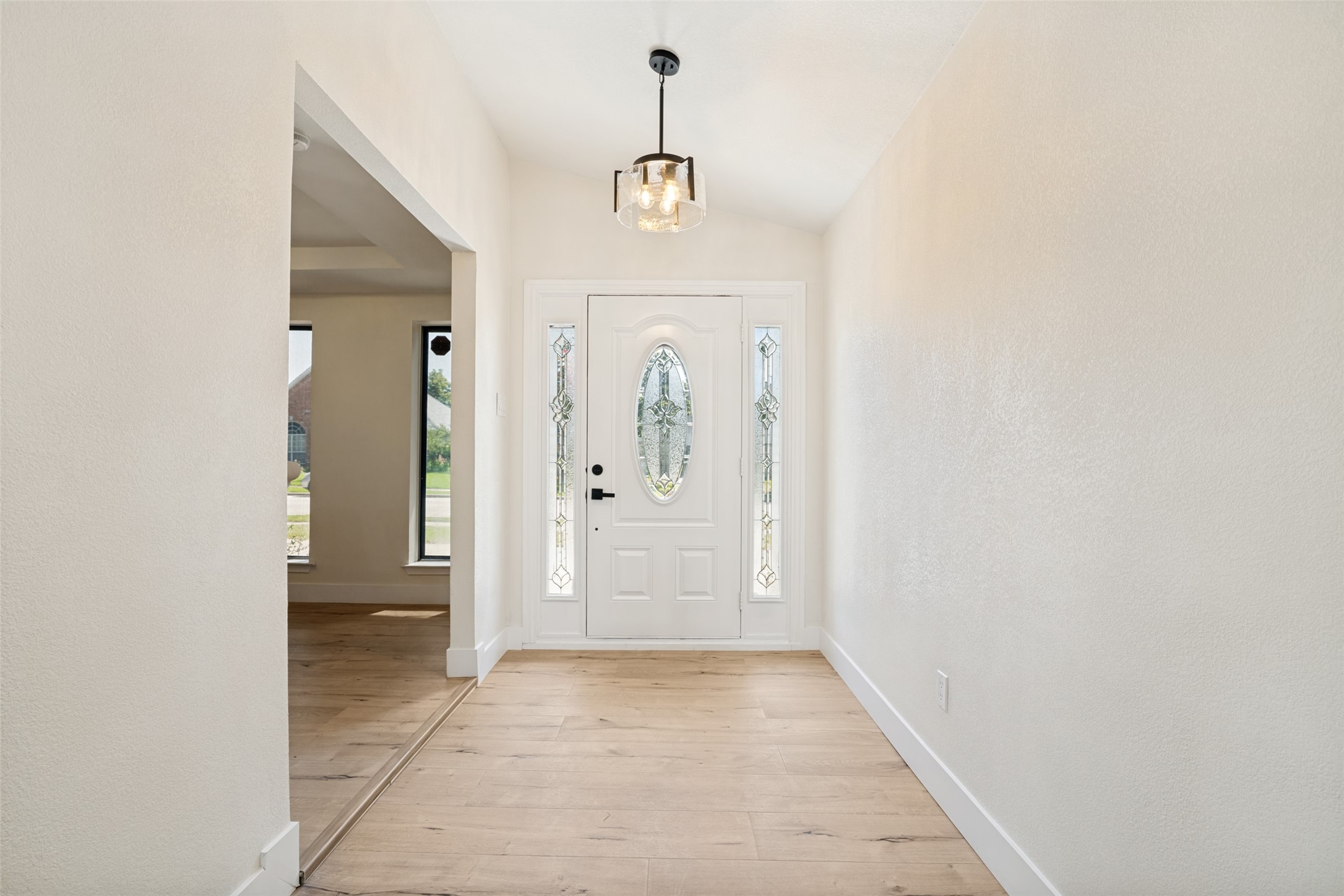 1901 Westshore Drive Garland TX 75043