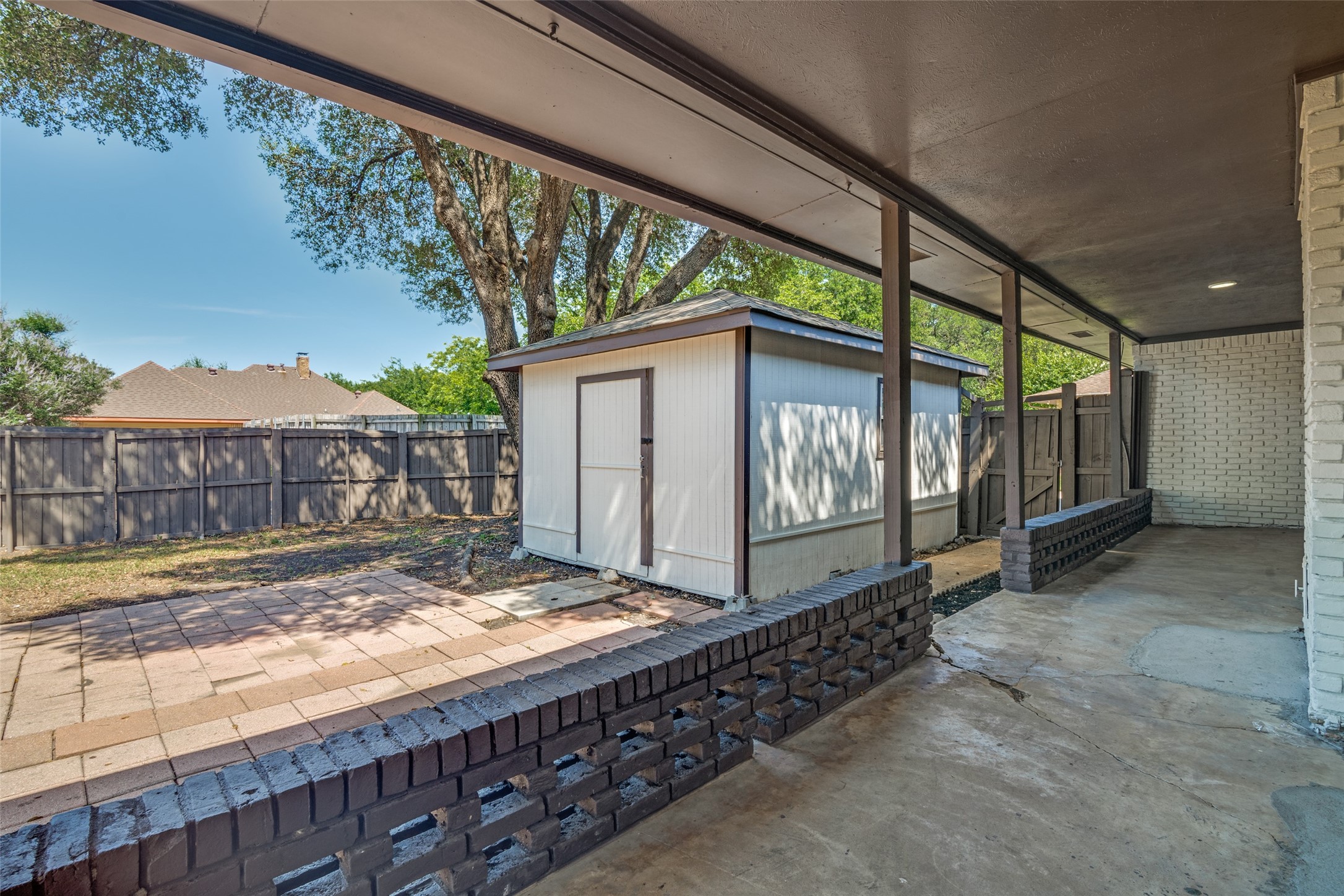 1901 Westshore Drive Garland TX 75043