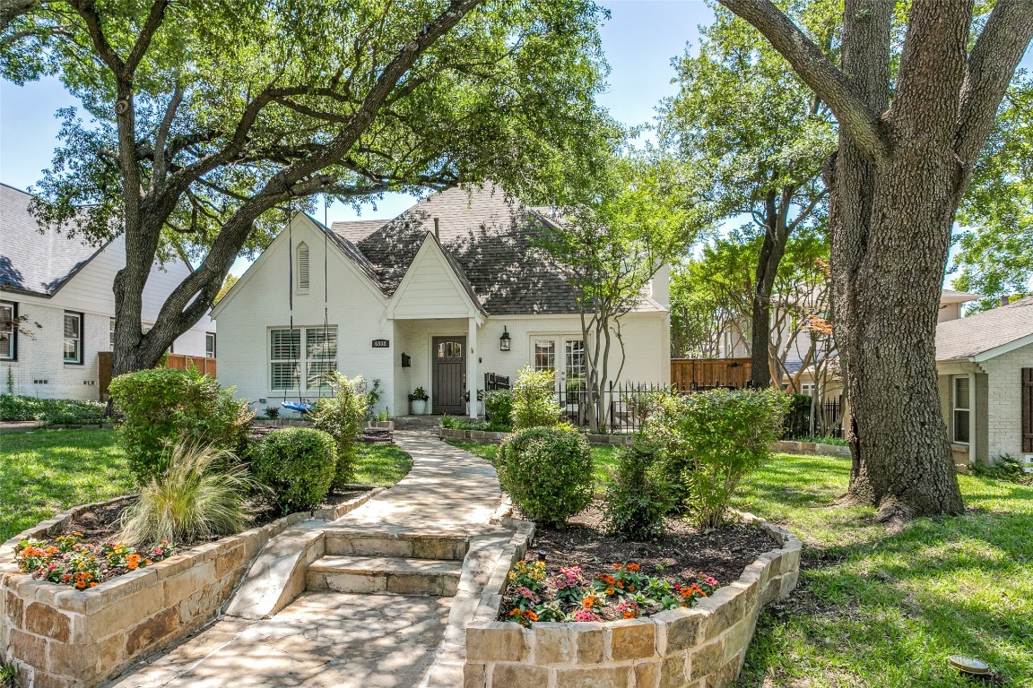 6808 Casa Loma Avenue Dallas TX 75214