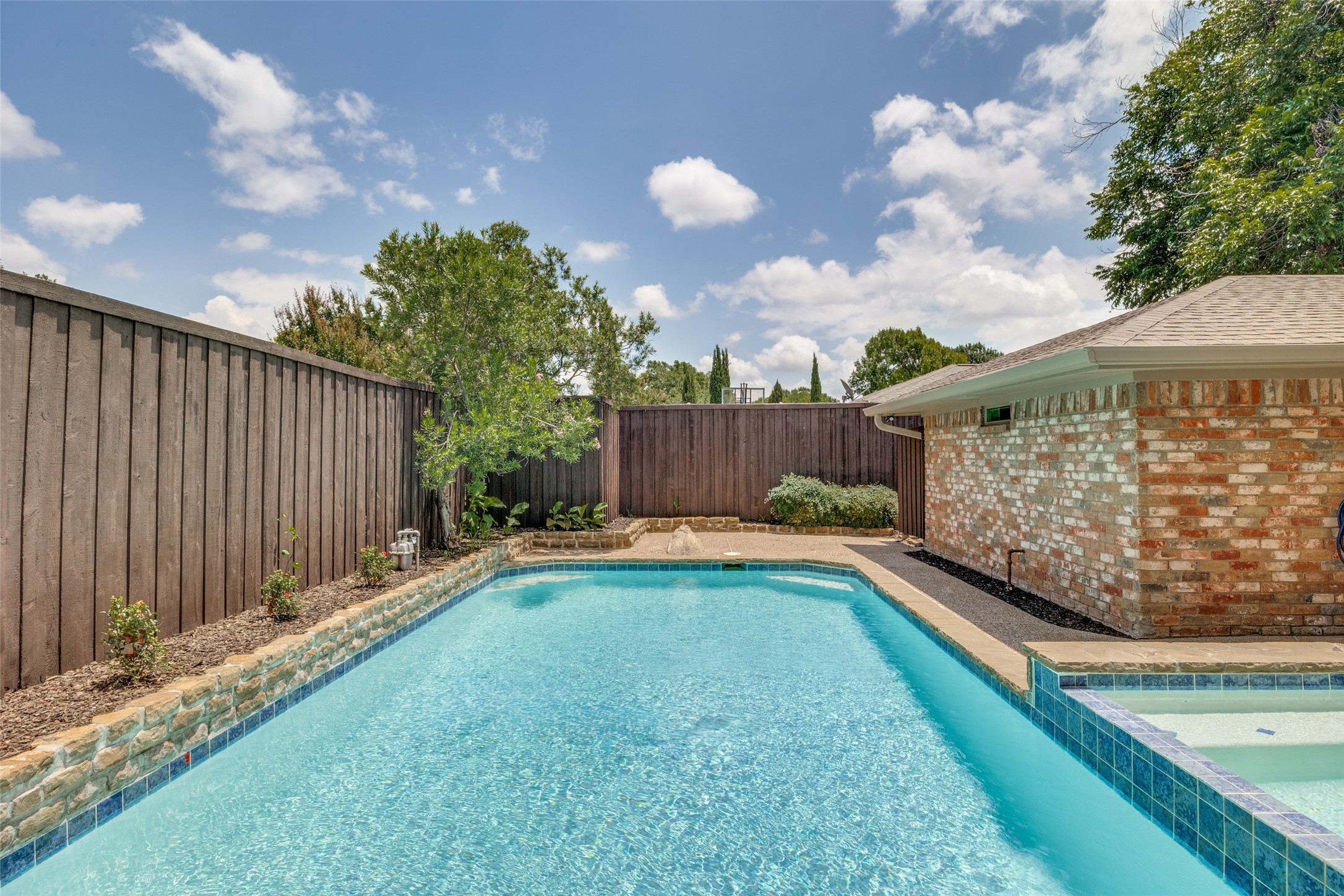 2809 Mollimar Drive Plano TX 75075