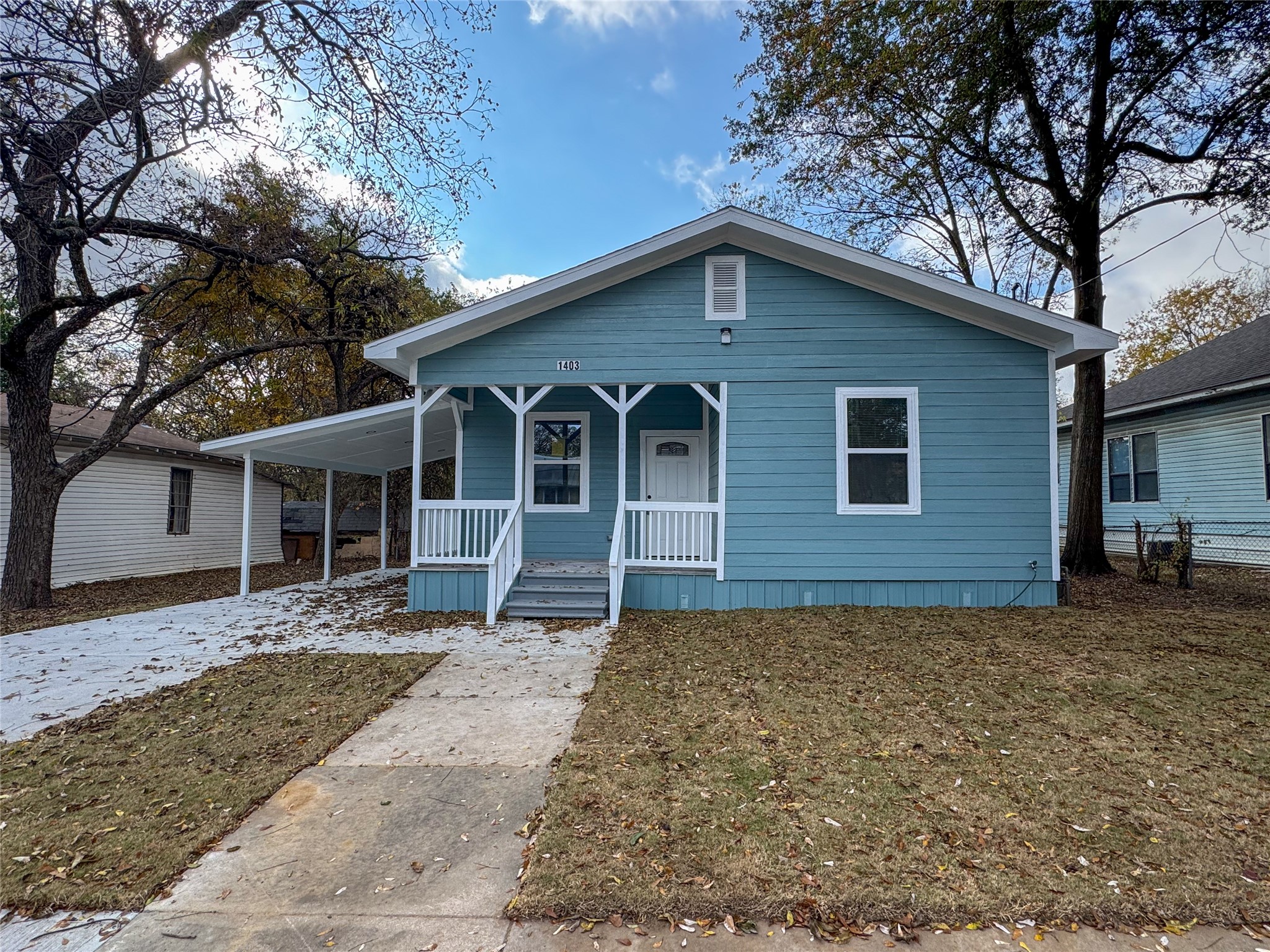 1403 W Austin Street Paris TX 75460