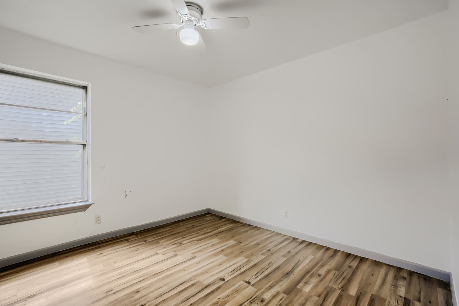 326 E Holley Street Mesquite TX 75149