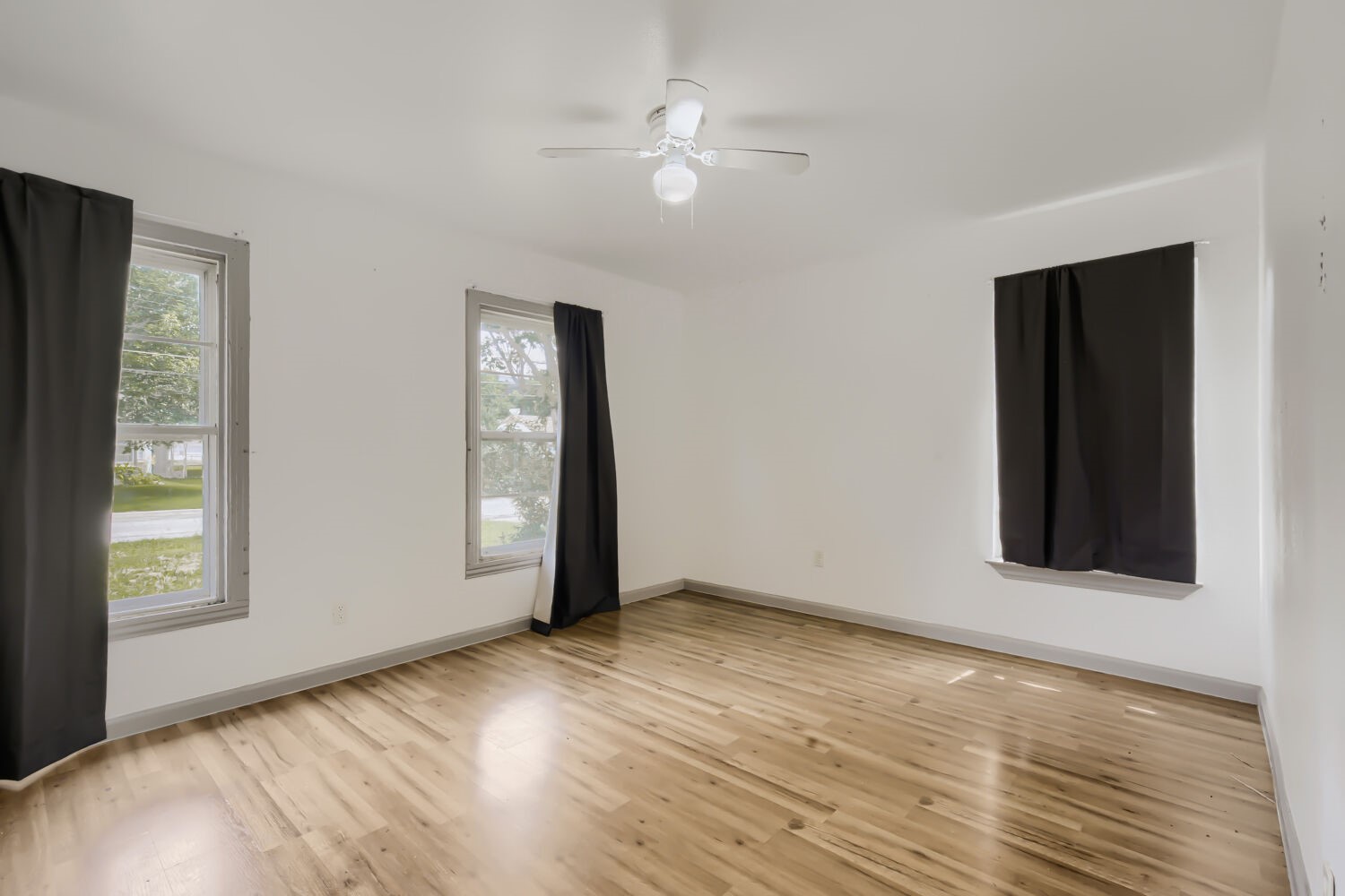 326 E Holley Street Mesquite TX 75149