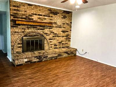 2833 Emberwood Drive Garland TX 75043