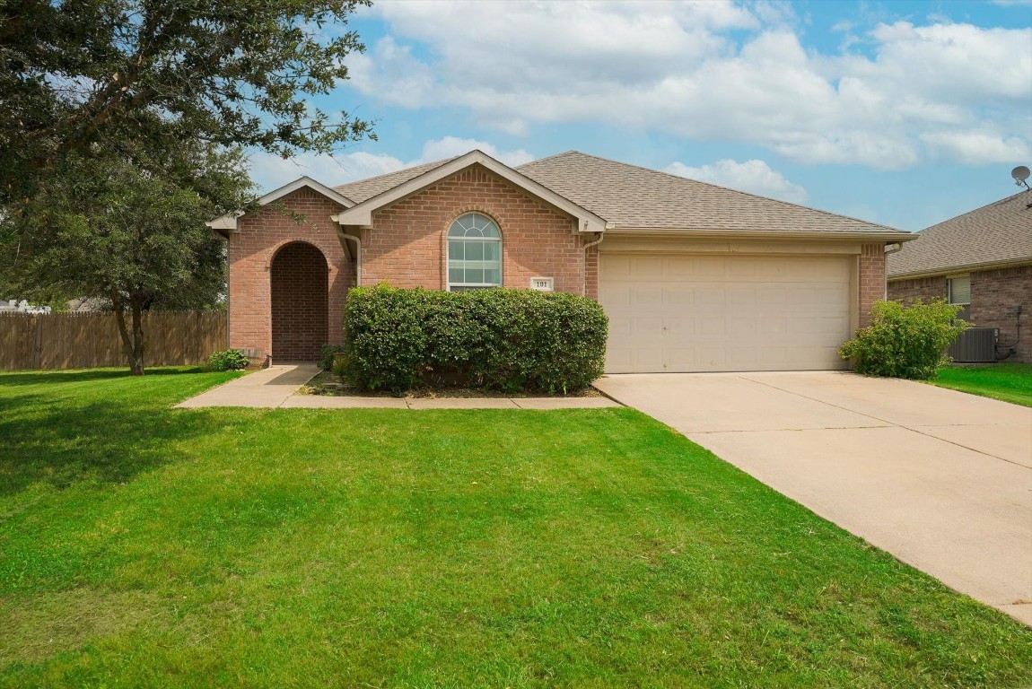 101 Kings Way Drive Rhome TX 76078