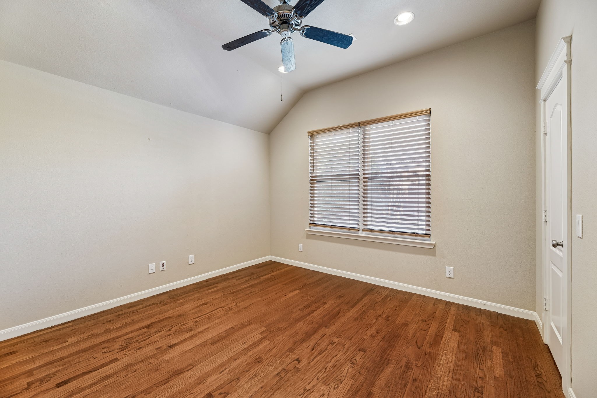 1924 Victoria Circle Mckinney TX 75072