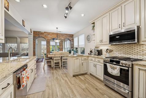 1924 Victoria Circle Mckinney TX 75072