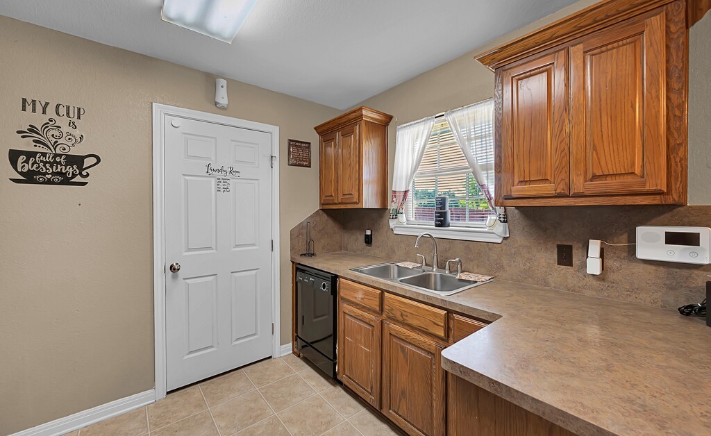 202 Wildcat Drive Lacy Lakeview TX 76705