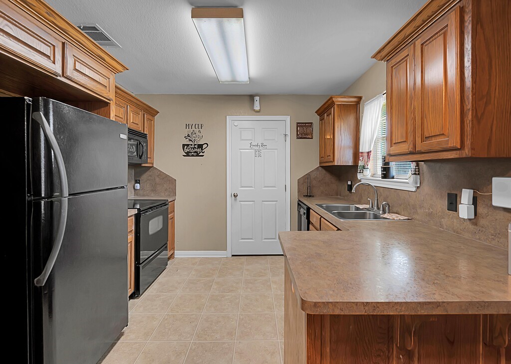 202 Wildcat Drive Lacy Lakeview TX 76705