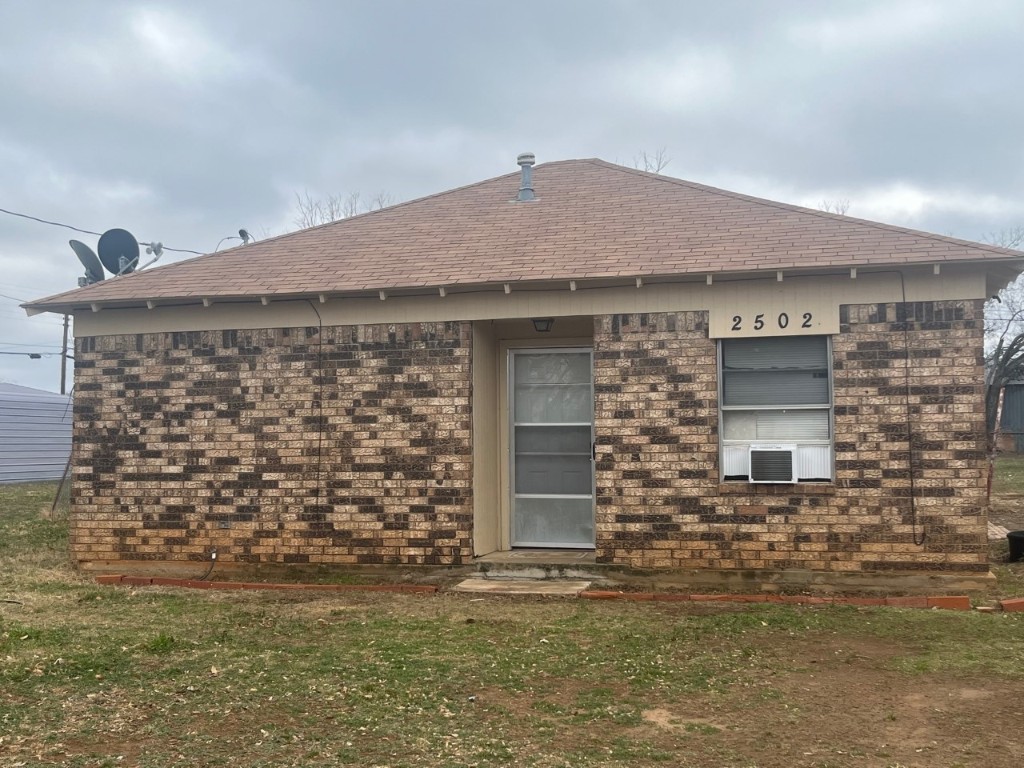 2502 Avenue B Brownwood TX 76801
